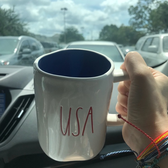 SOLD OUT NWT Rae Dunn USA Mug July 4th - Picture 4 of 4
